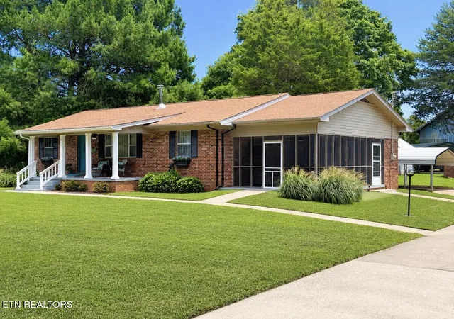 Photo 1 of Single family home for sale at 833 Old Athens Rd, Madisonville, TN 37354 | MLS# 1348373 | Listing updated on 2026-09-14
