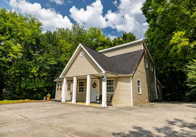 Photo 3 of Sale Pending at 2544 Mentor Rd, Louisville, TN 37777 | MLS# 1349977 | Listing updated on 2026-09-17
