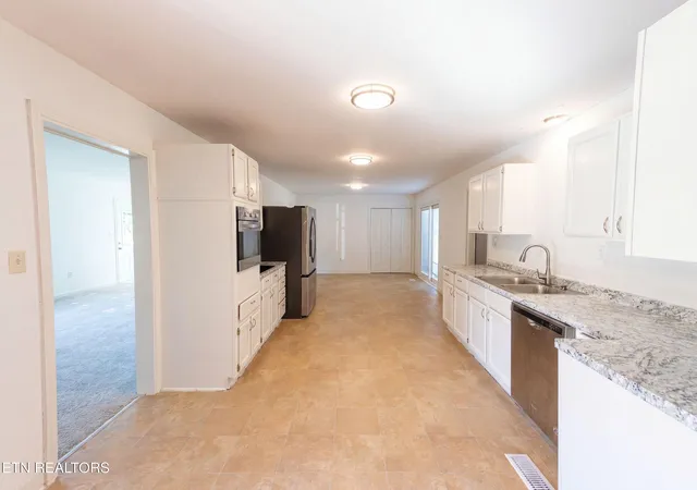 Photo 2 of Single family home for sale at 2205 Adair Dr, Knoxville, TN 37918 | MLS# 1349086 | Listing updated on 2026-09-10
