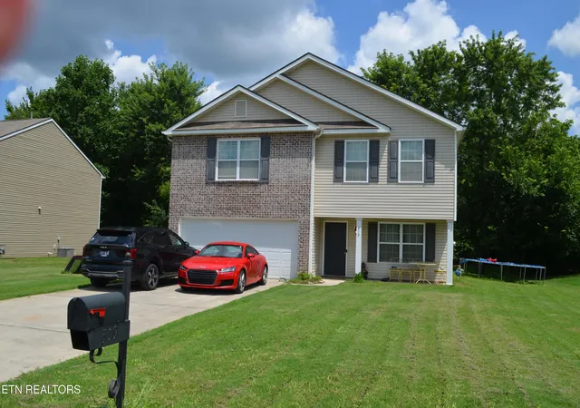 1st image of 319 Chrysler Ln, Powell, TN 37849 | MLS# 1348437