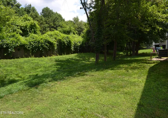 5th image of 319 Chrysler Ln, Powell, TN 37849 | MLS# 1348437