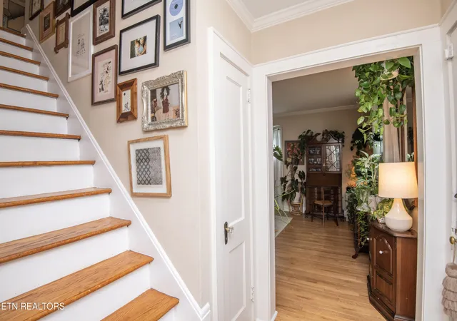 Photo 3 of Single family home for sale at 6809 Nubbin Ridge Dr, Knoxville, TN 37919 | MLS# 1348423 | Listing updated on 2026-07-27