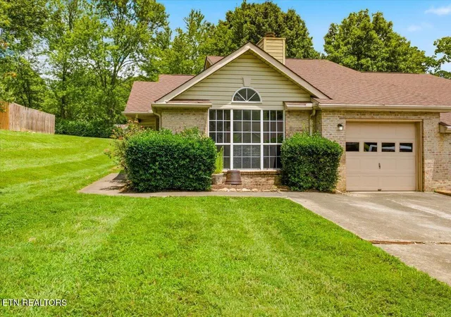 Photo 1 of Single family home for sale at 1508 Spelling Way, Knoxville, TN 37909 | MLS# 1348417 | Listing updated on 2026-09-18