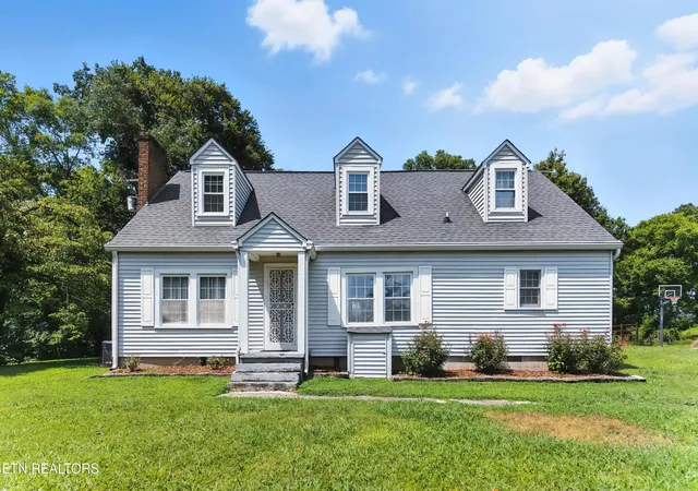 1st image of 125 Barnes Ln, Strawberry Plains, TN 37871 | MLS# 1348431