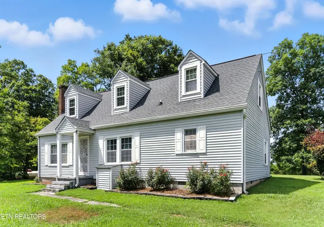 2nd image of 125 Barnes Ln, Strawberry Plains, TN 37871 | MLS# 1348431