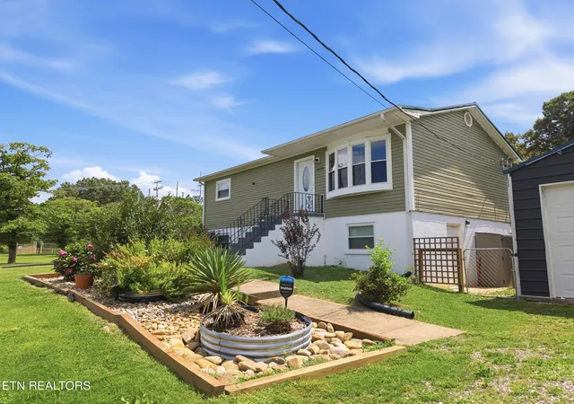 Photo 3 of Single family home for sale at 5205 John Hall Rd, Knoxville, TN 37920 | MLS# 1348954 | Listing updated on 2026-09-01