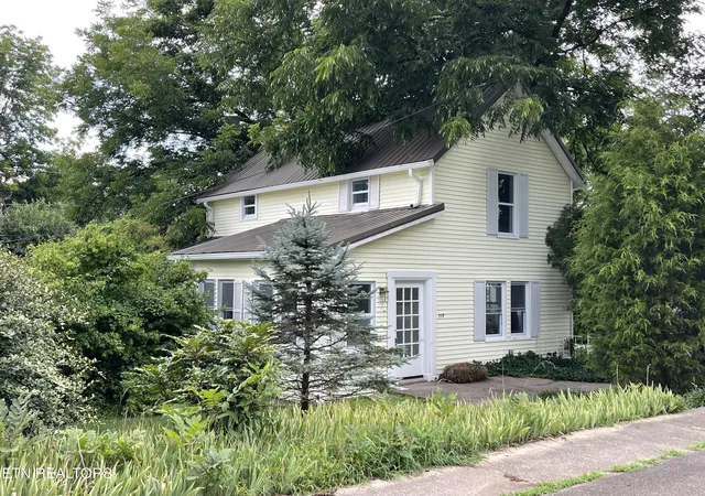 2nd image of 317 Lynn Ave, Athens, TN 37303 | MLS# 1349114