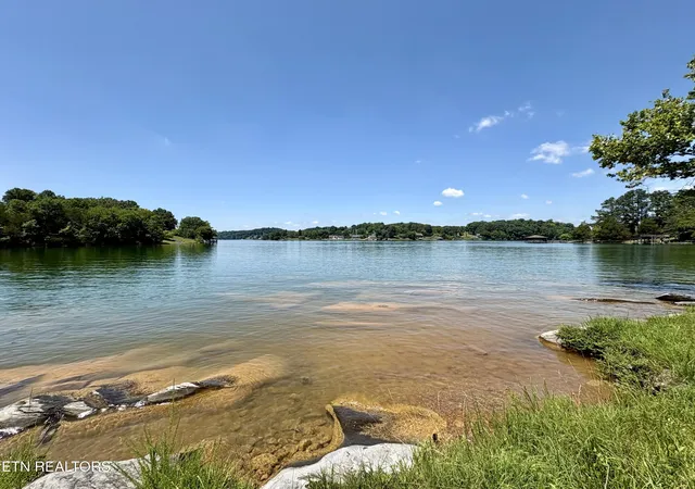 Photo 2 of Single family home for sale at 500 Geisler Rd, Piney Flats, TN 37686 | MLS# 1348546 | Listing updated on 2026-07-17