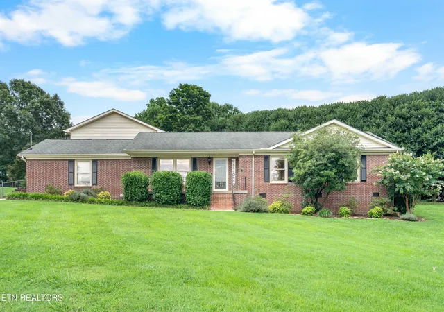 Photo 1 of Single family home for sale at 603 Lansdale Dr, Maryville, TN 37803 | MLS# 1348602 | Listing updated on 2026-09-12