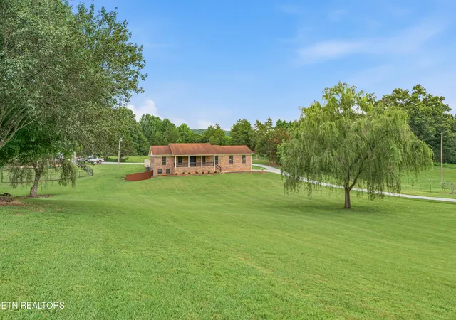 2nd image of 394 Pattie Gap Rd, Philadelphia, TN 37846 | MLS# 1349123