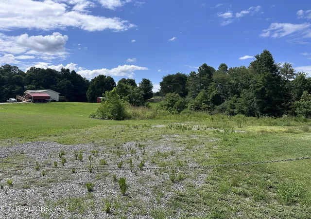 Photo 3 of Sale Pending at 9721 Thorn Grv Pike, Strawberry Plains, TN 37871 | MLS# 1348454 | Listing updated on 2026-07-30