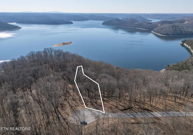 1st image of 28 Back Ranch Dr, Silver Point, TN 38582 | MLS# 1350191