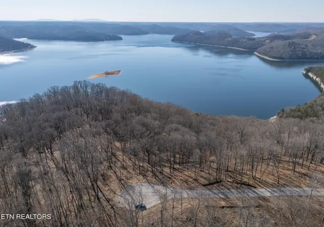 3rd image of 28 Back Ranch Dr, Silver Point, TN 38582 | MLS# 1350191