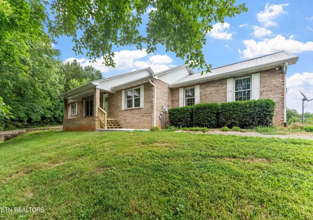 Photo 1 of Sale Pending at 3428 Wilkinson Pike, Maryville, TN 37803 | MLS# 1348478 | Listing updated on 2026-08-28