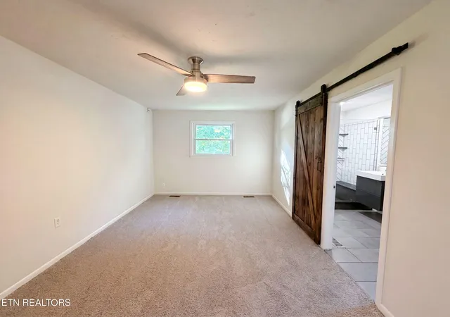 Photo 3 of Single family home for sale at 1017 Morrell Rd, Knoxville, TN 37919 | MLS# 1349253 | Listing updated on 2026-09-17