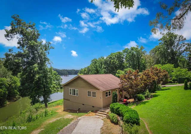 2nd image of 2038 Glenbrook Ln, Dandridge, TN 37725 | MLS# 1348584