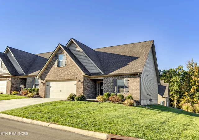 Photo 2 of Single family home for sale at 7369 Willow Path Ln, Knoxville, TN 37918 | MLS# 1348554 | Listing updated on 2026-08-17