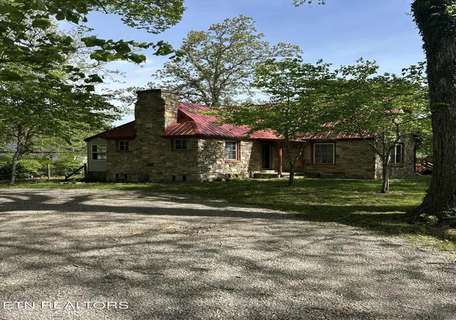 3rd image of 93 Pigeon Ridge Rd, Crossville, TN 38555 | MLS# 1348486