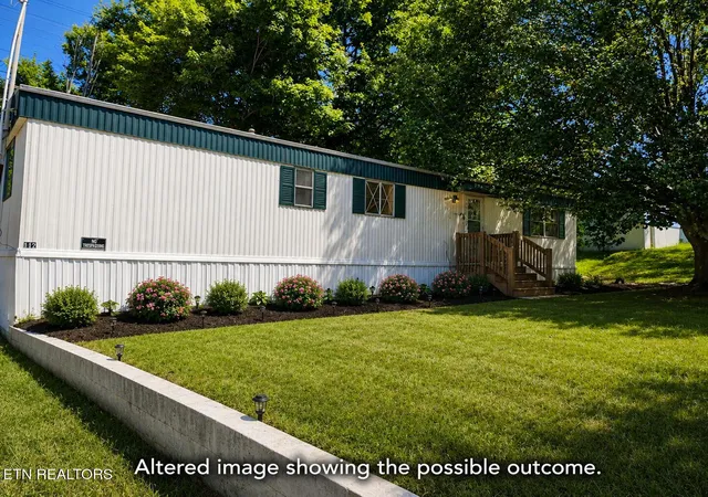 2nd image of 112 Queen St, Clinton, TN 37716 | MLS# 1348502