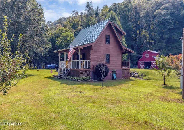 2nd image of 1484 Carrs Creek Rd, Townsend, TN 37882 | MLS# 1349021