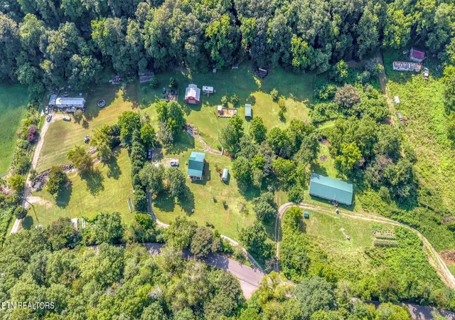 60th image of 1484 Carrs Creek Rd, Townsend, TN 37882 | MLS# 1349021