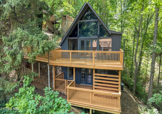 2nd image of 929 Stans Ct, Gatlinburg, TN 37738 | MLS# 1348680