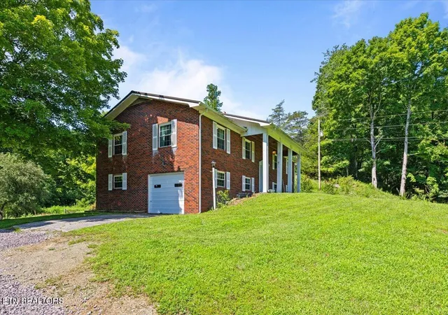 Photo 2 of Single family home for sale at 2719 Bullen Valley Rd, Thorn Hill, TN 37881 | MLS# 1348565 | Listing updated on 2026-07-17