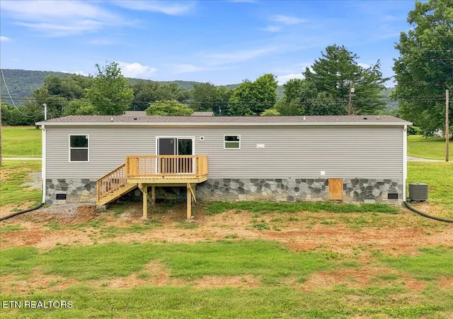 Photo 3 of Single family home for sale at 5380 Rutledge Pike, Rutledge, TN 37861 | MLS# 1348766 | Listing updated on 2026-09-04