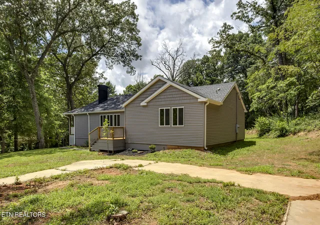 3rd image of 841 Pumphouse Rd, Rockwood, TN 37854 | MLS# 1349034