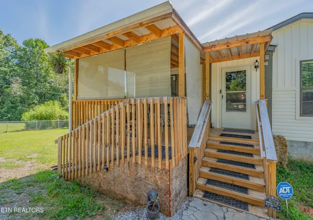 2nd image of 8539 Old Jacksboro Rd, Knoxville, TN 37938 | MLS# 1348812