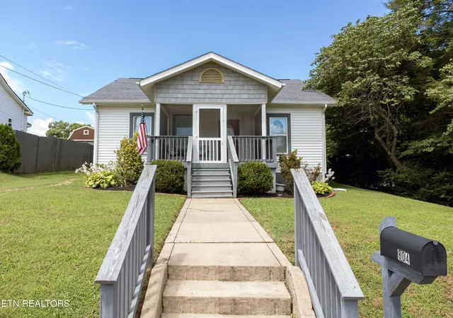 2nd image of 804 Mc Caslin Ave, Sweetwater, TN 37874 | MLS# 1348626