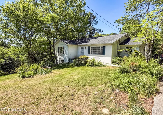Photo 3 of Single family home for sale at 7137 Dan Rose Rd, Knoxville, TN 37920 | MLS# 1348963 | Listing updated on 2026-09-11
