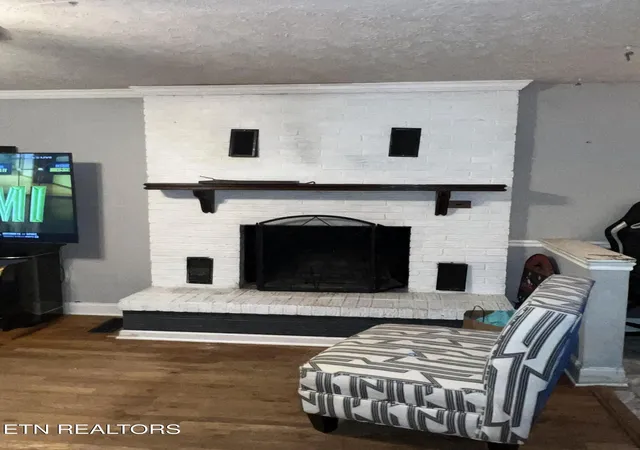 Photo 3 of Single family home for sale at 5416 Pinecrest Rd, Knoxville, TN 37912 | MLS# 1348730 | Listing updated on 2026-07-27