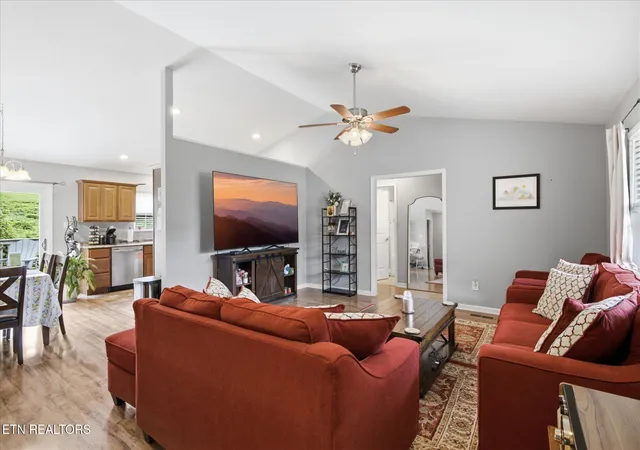 Photo 3 of Single family home for sale at 2718 Chukar Rd, Knoxville, TN 37923 | MLS# 1349557 | Listing updated on 2026-09-02
