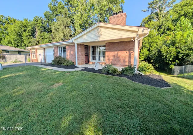1st image of 821 Commanche Dr, Newport, TN 37821 | MLS# 1348692