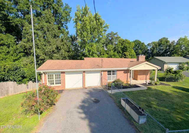 5th image of 821 Commanche Dr, Newport, TN 37821 | MLS# 1348692