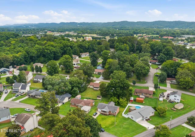 4th image of 101 Decoy Ln, Clinton, TN 37716 | MLS# 1349109