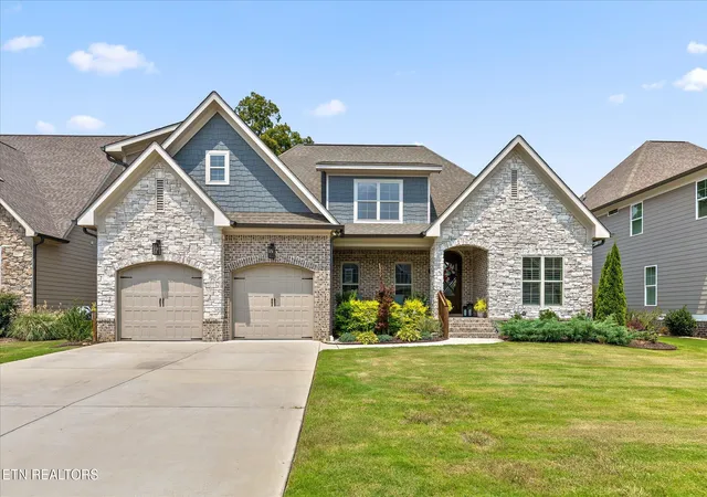 Photo 1 of Single family home for sale at 8929 Grey Reed Dr, Ooltewah, TN 37363 | MLS# 1350101 | Listing updated on 2026-10-07