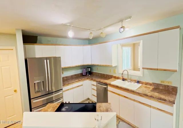Photo 3 of Single family home for sale at 168 Newport Way, Kingston, TN 37763 | MLS# 1348767 | Listing updated on 2026-08-26