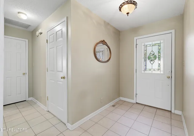 Photo 3 of Single family home for sale at 119 Matthews Rd, Maryville, TN 37801 | MLS# 1349210 | Listing updated on 2026-09-25