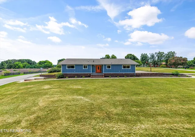 2nd image of 2572 Sevierville Rd, Maryville, TN 37804 | MLS# 1348732
