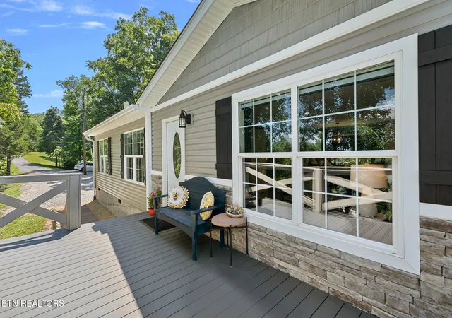 2nd image of 2303 Paradise Hills Rd, Dandridge, TN 37725 | MLS# 1348720