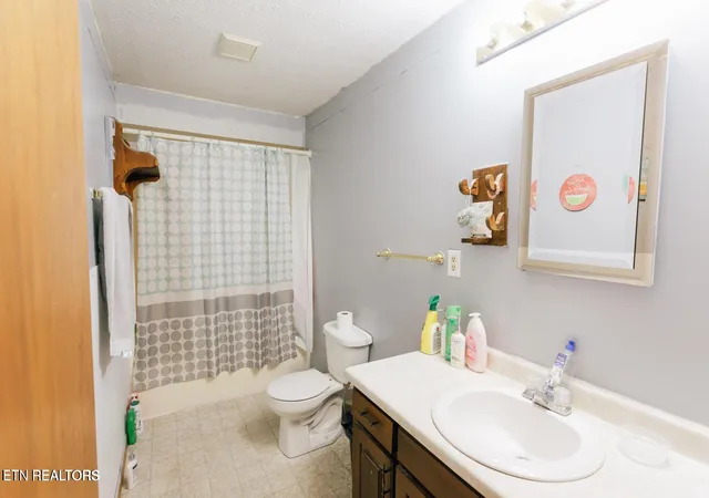 26th image of 140 Wellington Dr, Middlesboro, KY 40965 | MLS# 1348714
