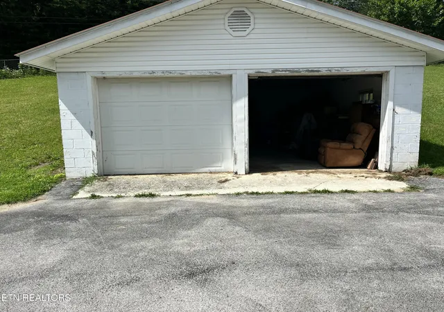 5th image of 1803 Mountain View Rd, Robbins, TN 37852 | MLS# 1348784