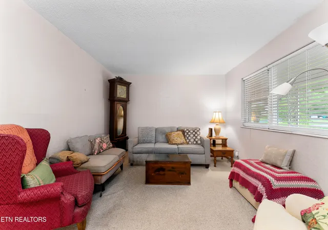 2nd image of 11916 Midhurst Dr, Farragut, TN 37934 | MLS# 1350884