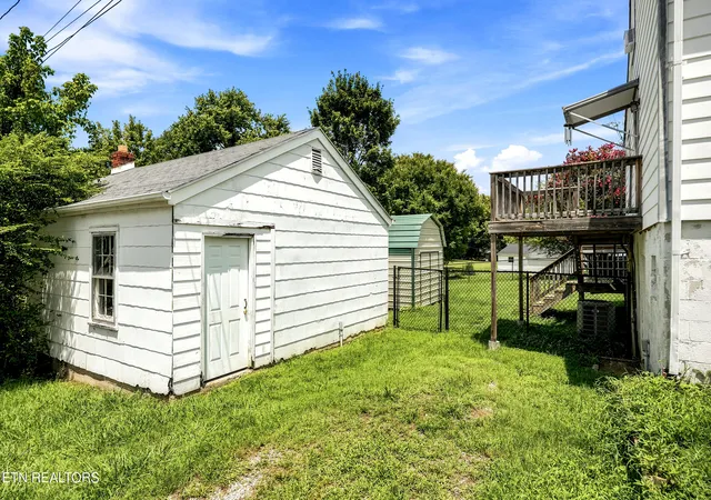 Photo 31 of Single family home for sale at 229 Wagoner St, Sparta, TN 38583 | MLS# 1348893 | Listing updated on 2026-09-09