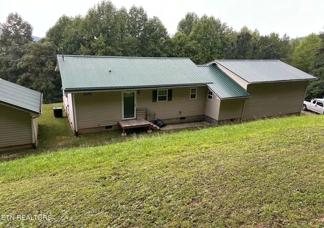 13th image of 2460 State Hwy 3485, Pineville, KY 40977 | MLS# 1348857