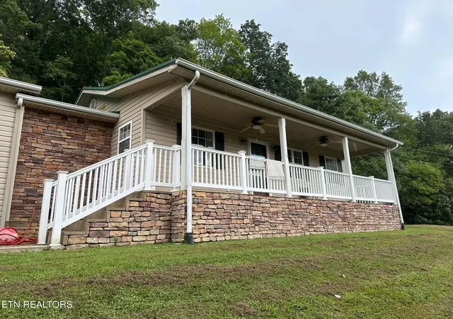 1st image of 2460 State Hwy 3485, Pineville, KY 40977 | MLS# 1348857