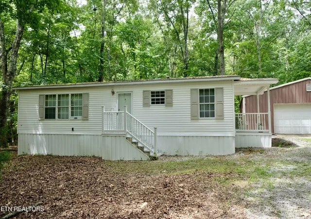 1st image of 756 Ewing Cemetery Rd, Spring City, TN 37381 | MLS# 1348827
