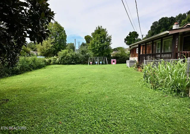 Photo 3 of Sale Pending at 2204 Mentor Rd, Louisville, TN 37777 | MLS# 1349156 | Listing updated on 2026-08-28